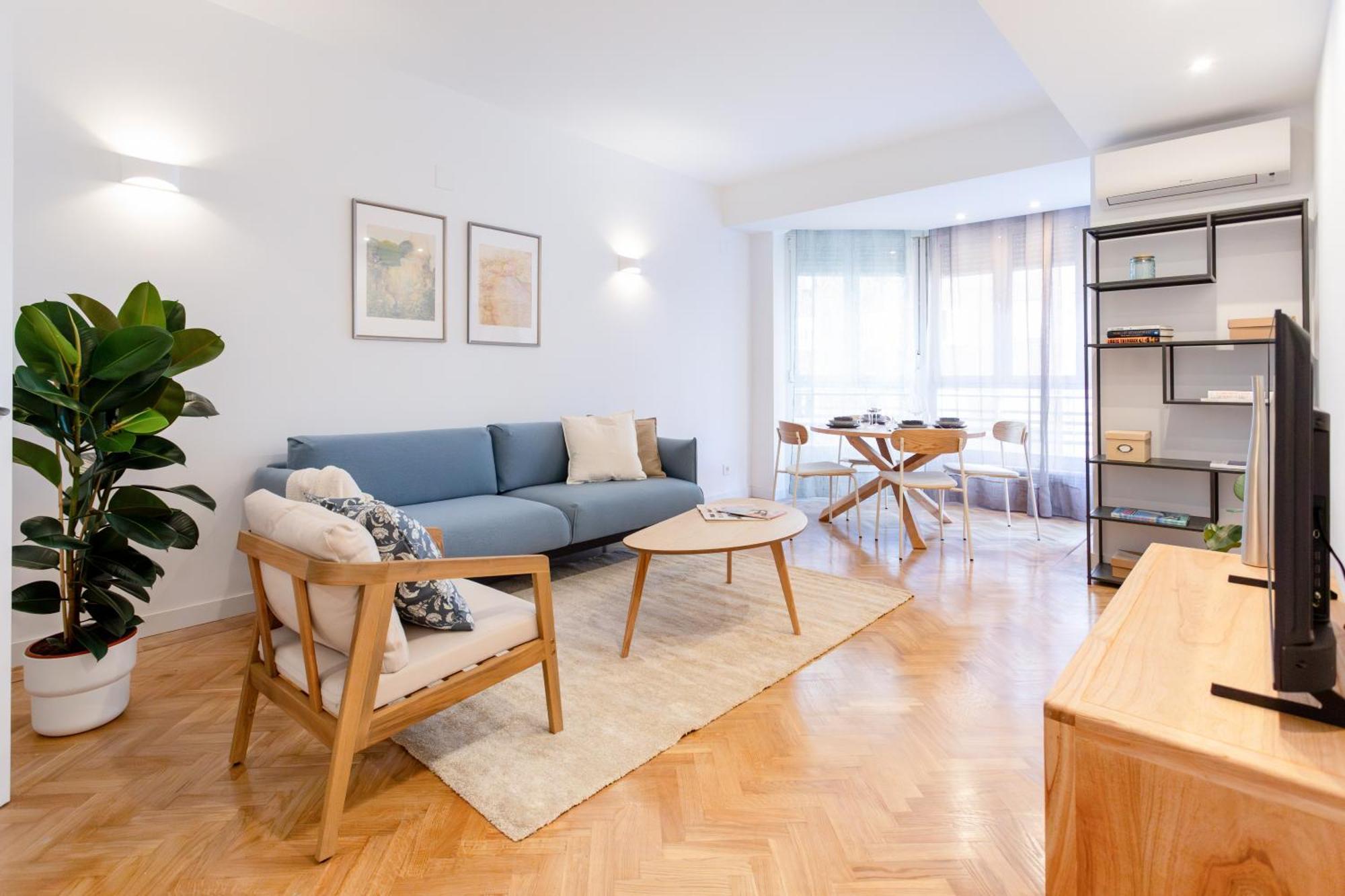 Apartamento Claraval - Con Despacho En Chamberi,