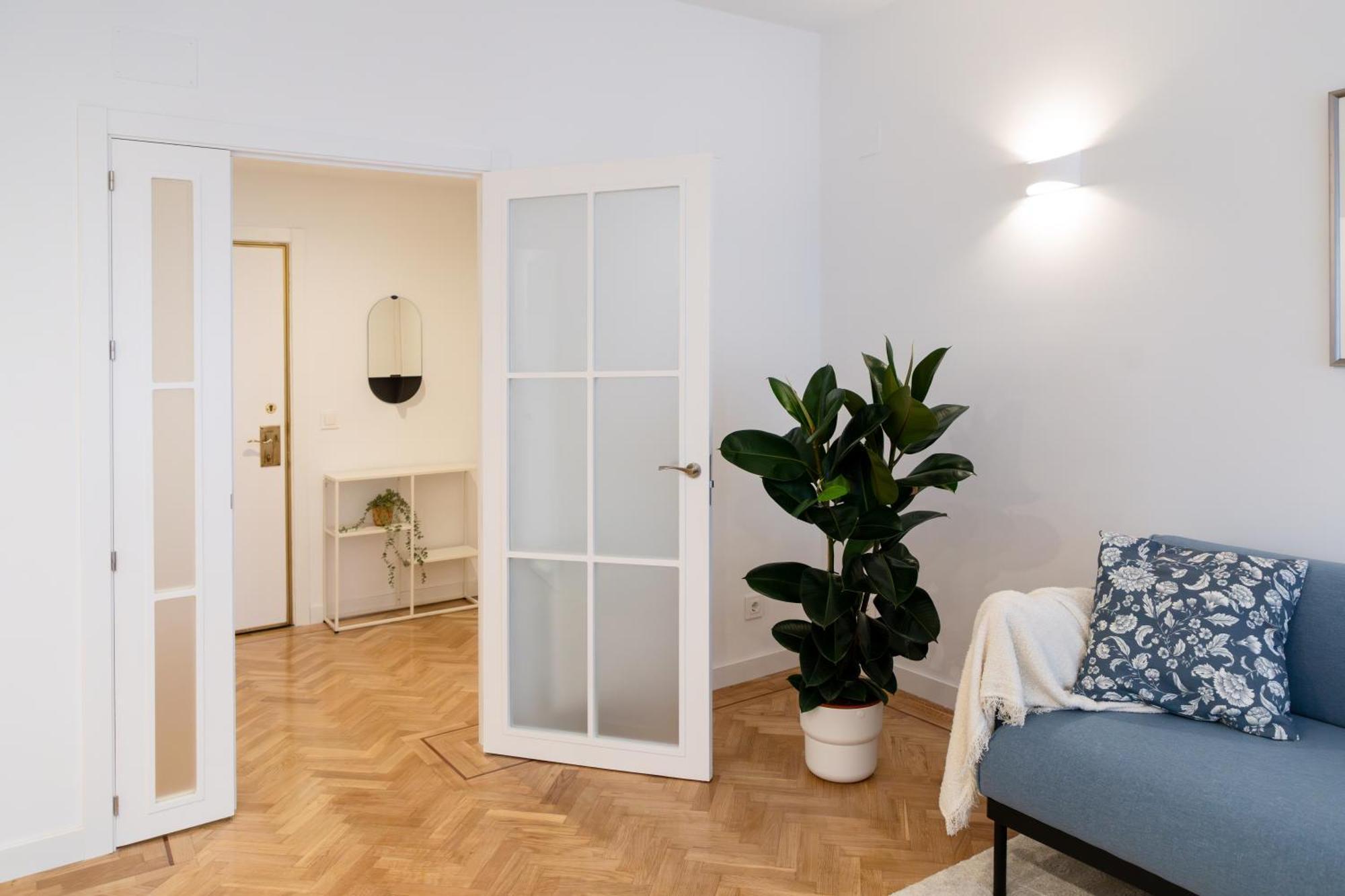 Apartamento Claraval - Con Despacho En Chamberi, Madrid