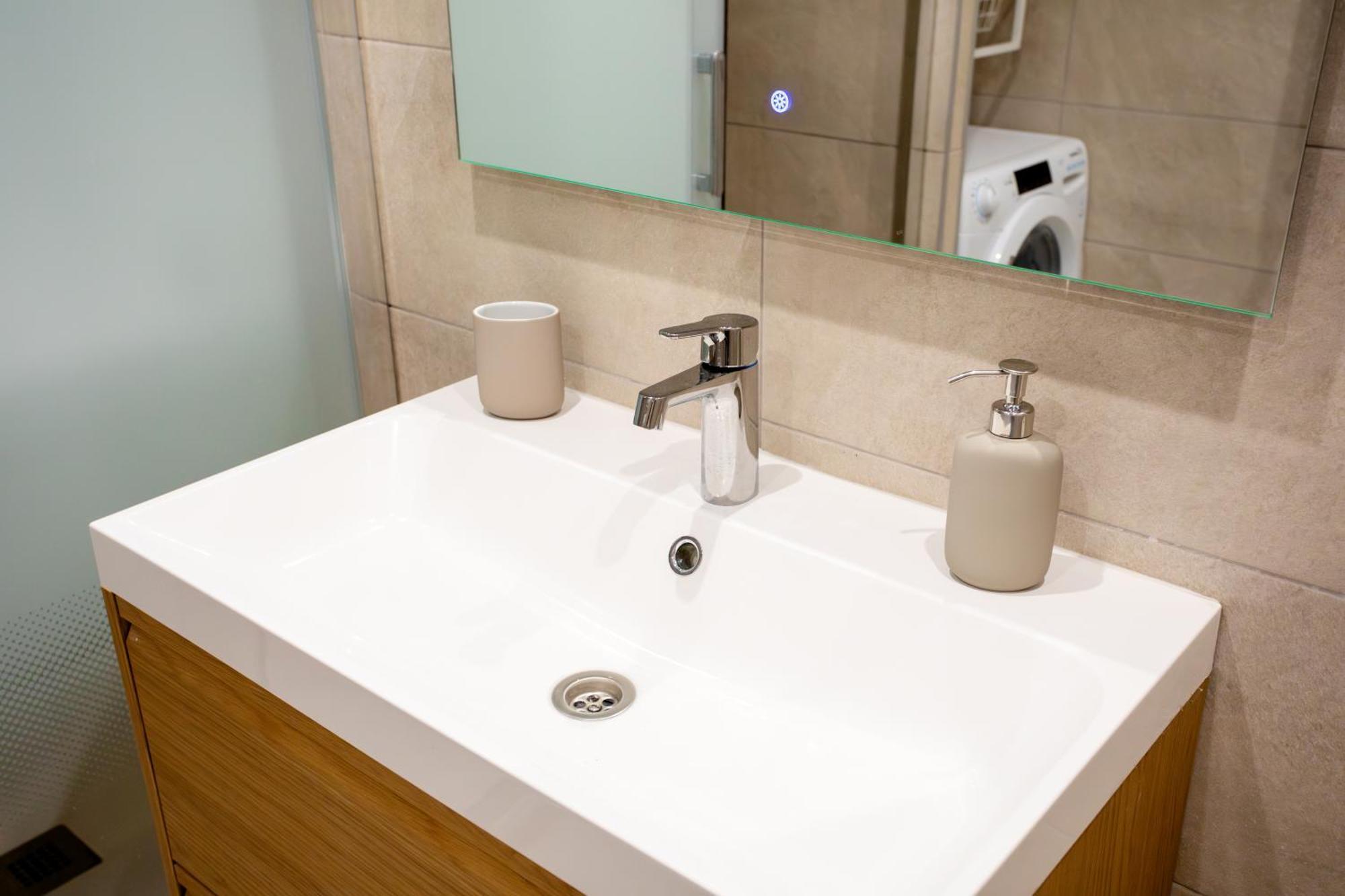 Apartamento Claraval - Con Despacho En Chamberi, Madrid