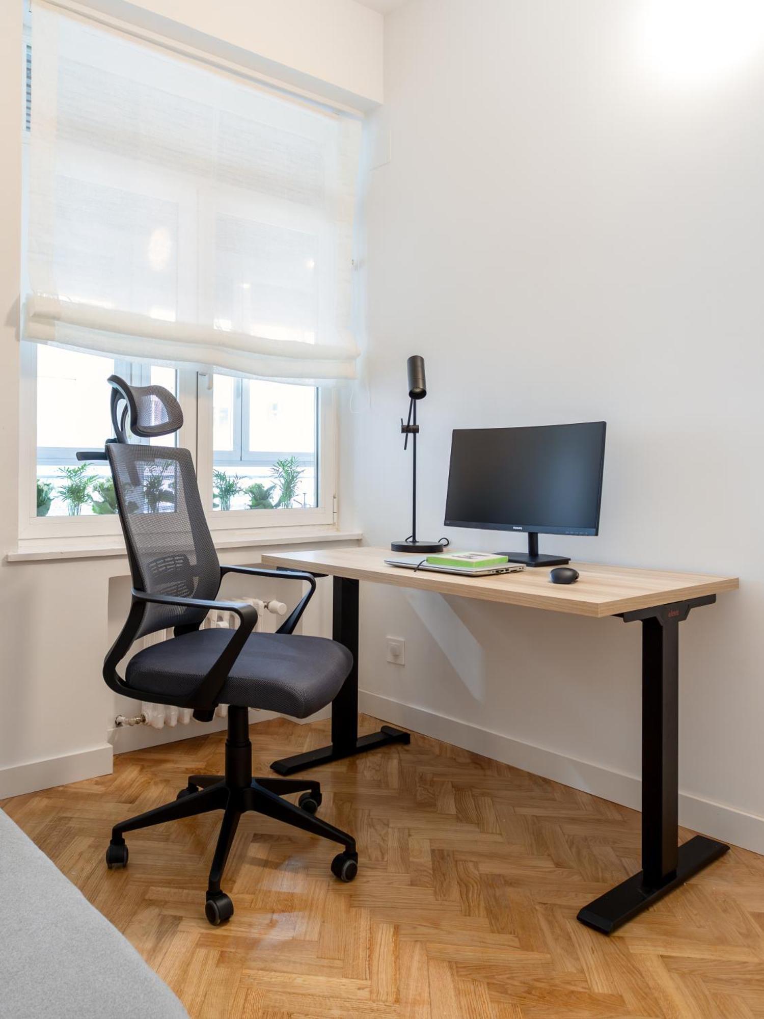 Apartamento Claraval - Con Despacho En Chamberi,