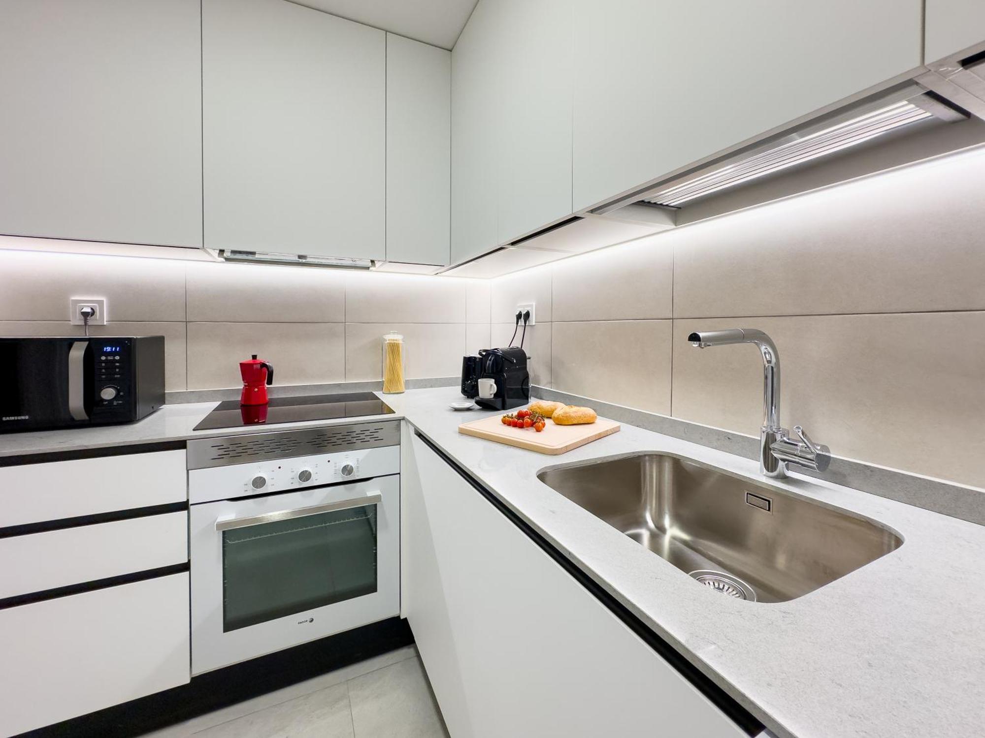 Apartamento Claraval - Con Despacho En Chamberi, *